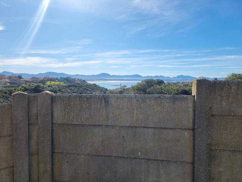 To Let 2 Bedroom Property for Rent in Mossel Bay Western Cape
